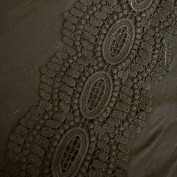 Daniel Rainn Black Blouse with Pink Floral Design - NWT - XS - Picture 6 of 8